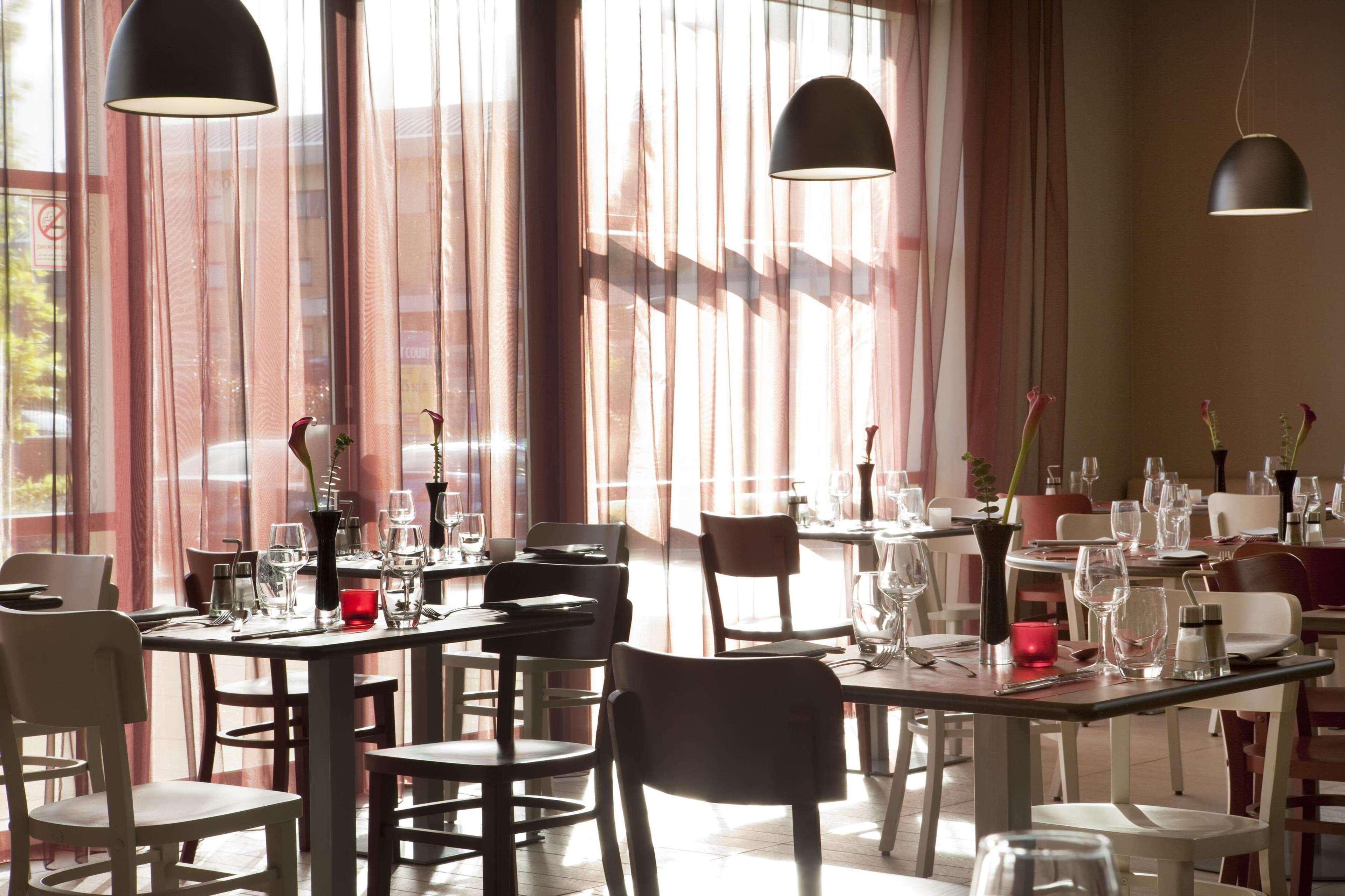 Campanile Hotel Northampton Bagian luar foto