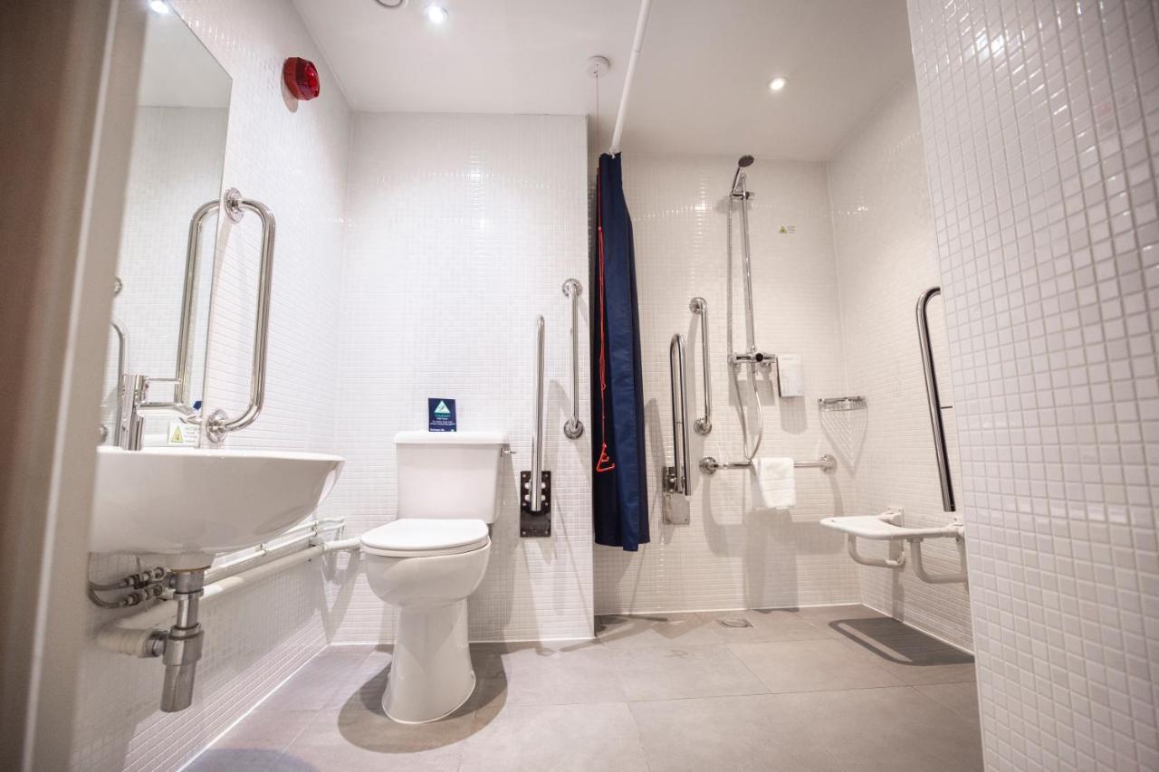 Campanile Hotel Northampton Bagian luar foto